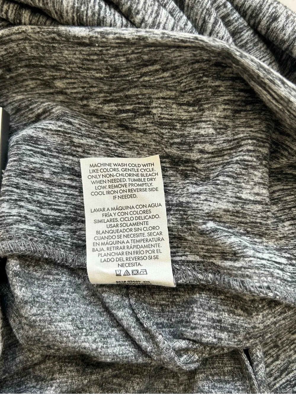 NWT No Boundaries Hi-rise Ankle Leggings S/M Gray Texture Soft Polyester Stretch